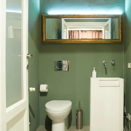 Design - Zona Bocconi Apartman